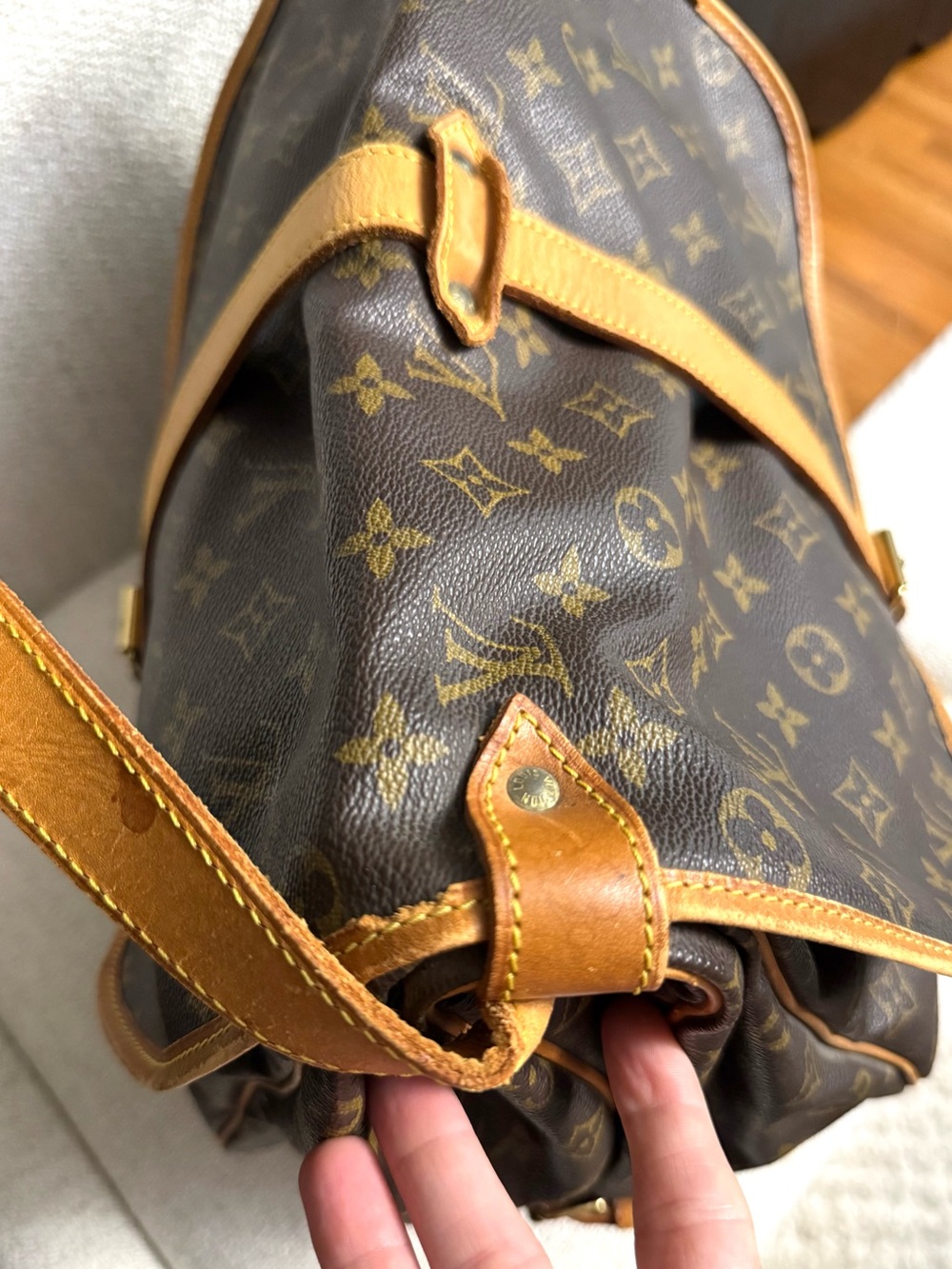 Authentic Louis Vuitton Saumur 35 in Monogram brown LV canvas M42254 - Picture 13 of 16